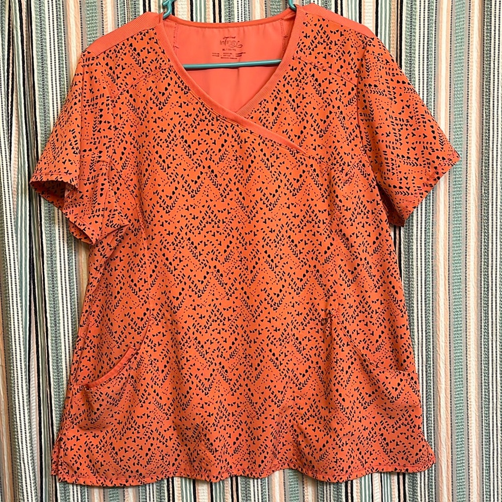 Scrub top